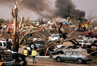 46场龙卷风48小时内袭击美国7个州 已造成116人死亡(图1) 0023ae9894150f454dbd3f.jpg