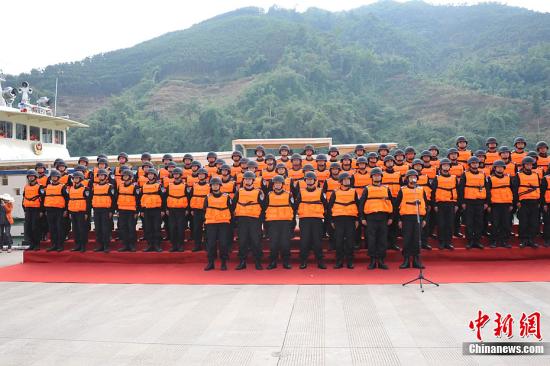 泰称涉嫌杀害中国船员的犯罪嫌疑人在老挝被捕(图1) 87d704329a9742428fbfacae5c88c828.jpg