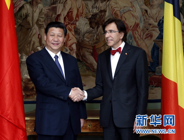 习近平同比利时首相迪吕波举行会谈决定建立中比全方位友好合作伙伴关系 (图1) 1110033310_13962964698341n.jpg