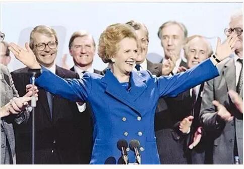 撒切尔夫人凄凉的晚年,让人悔悟人生真谛!(图3) 12(584).jpg