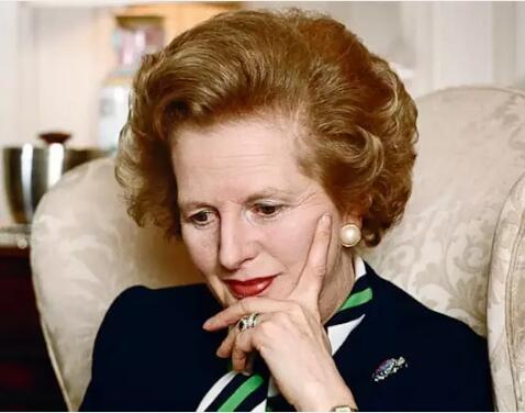 撒切尔夫人凄凉的晚年,让人悔悟人生真谛!(图8) 17(555).jpg