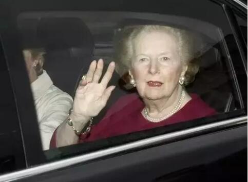 撒切尔夫人凄凉的晚年,让人悔悟人生真谛!(图12) 21(567).jpg