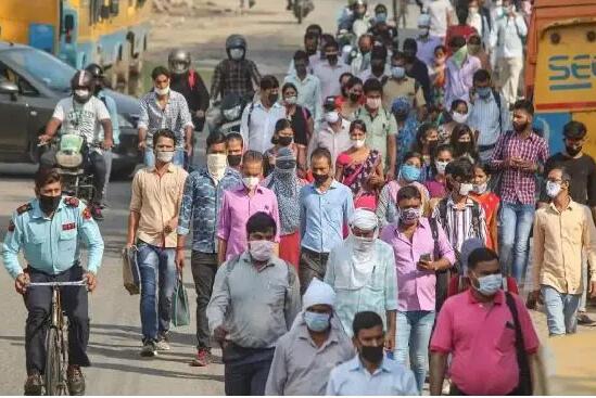 印度高调宣布抗疫胜利后又掉坑了(图1) 42(561).jpg