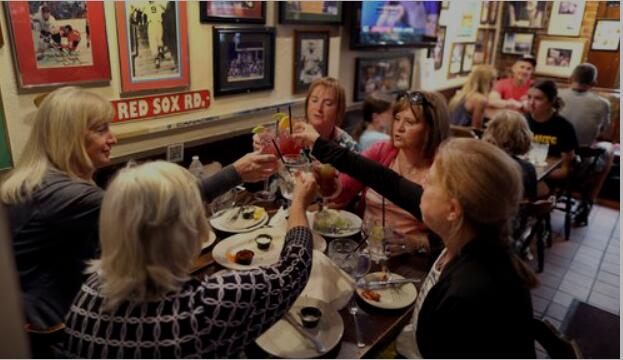 加拿大全境大解封!人们开始狂欢;世卫着手为宣布大流行结束做准备(图12) 46(570).jpg