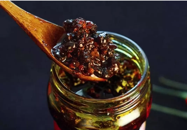 老干妈的谢幕:不改革,时代抛弃你连声招呼都不打!(图1) 老干妈的谢幕:不改革,时代抛弃你连声招呼都不打!(图1)