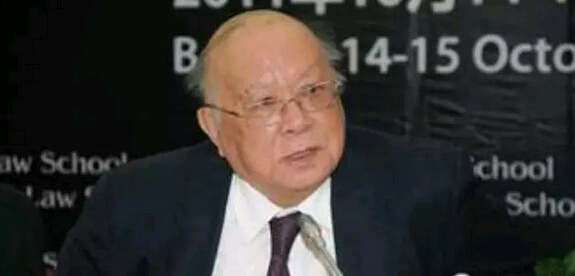 江平:在沉闷的空气里,总得有人喊两声(图1) 1(535).jpg