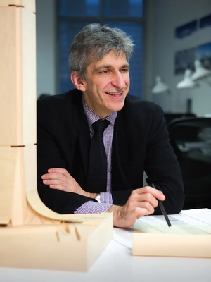 美国著名建筑师保罗•卡茨:中国需要摩天楼吗?(图1) Img264709398.jpg