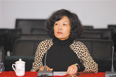 哈文谈“颠覆春晚”:视频审查是为体验观众习惯(图1) 122381583_11n.jpg