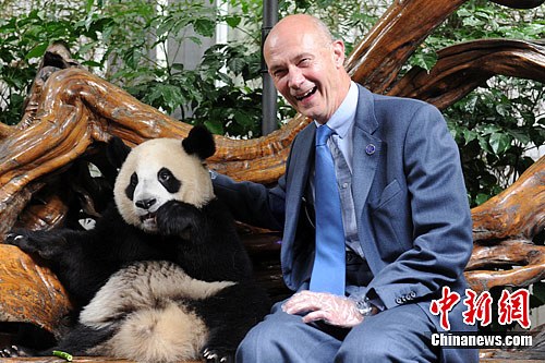 拉米:中国入世是双赢贸易关系最佳写照(图1) d78210d9e7dd43ab943f037431263660.jpg