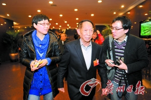 袁隆平:农民一亩赚7.5元 建议政府高价收平价售(图1) U263P4T8D3716206F107DT20120304083710.jpg