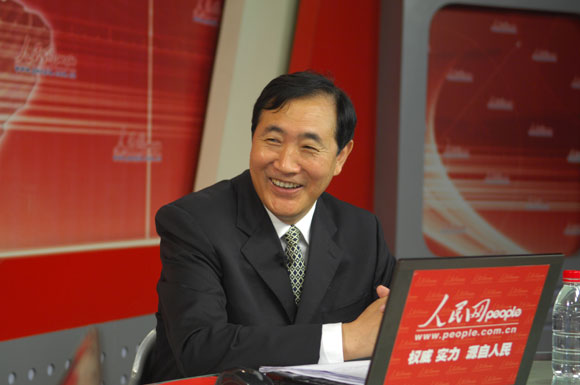 杜金富谈中小企业和农村信用体系建设(图1) F201109021057421973428393.jpg