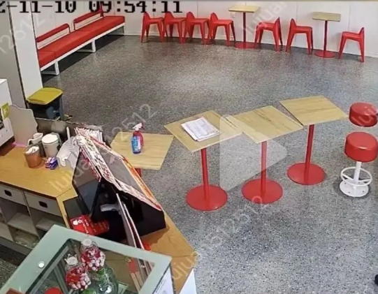 黑龙江奶茶店事件:我们最愤怒的,根本不是封店(图3) 49.png