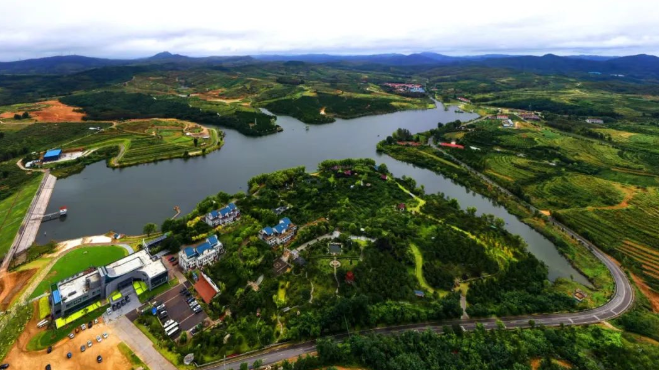 保罗·安德鲁的“沂蒙情结”(图15) 68.png