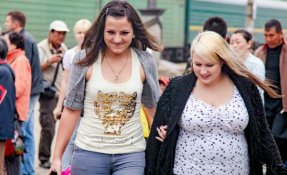 俄罗斯鼓励“中俄通婚”,但她们这个“生理缺陷”,让人望而却步!(图4) 44.png