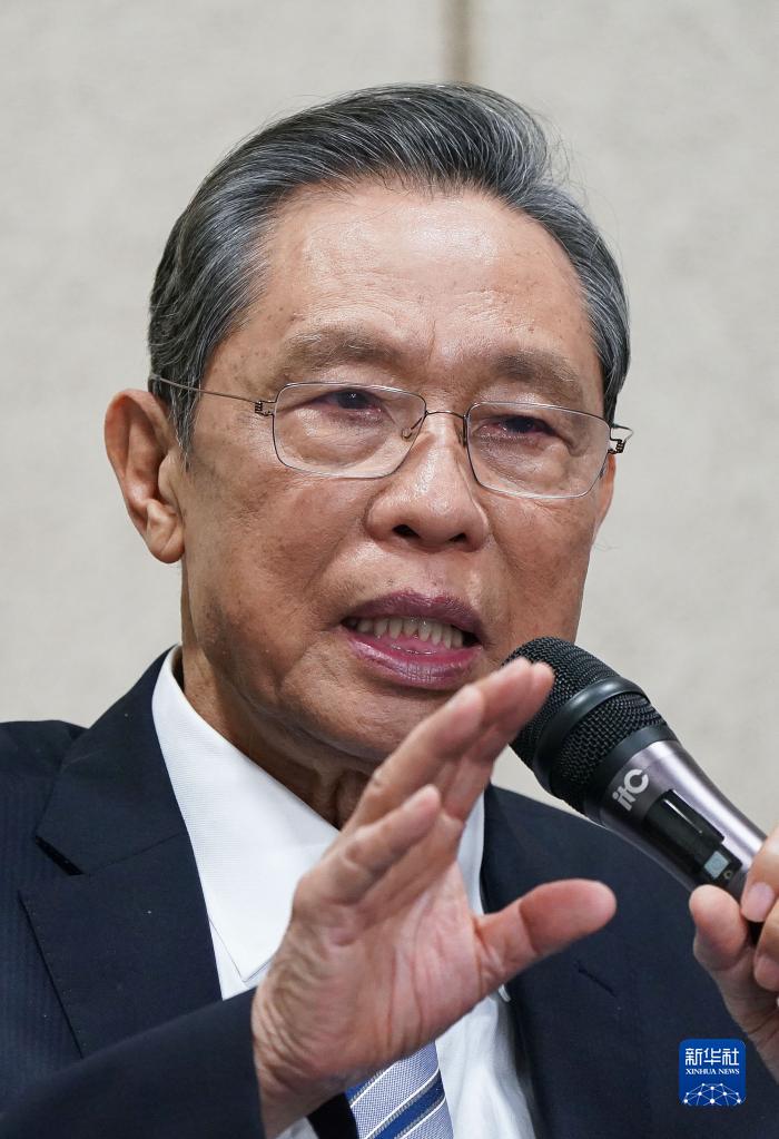 钟南山院士解答防疫新阶段百姓关切点:发热是否上医院?感染新冠怎么办?……(图4) 61.jpg