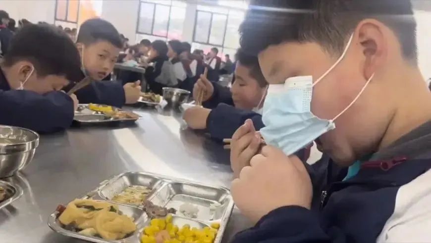 大量急性肝损伤住院,大疫之下治病还须先治愚(图8) 54.jpg