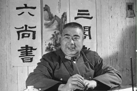 此人官至总司令,将女兵霸占,还点名要宋美龄,最终被活埋黄河边(图1) 20.jpg