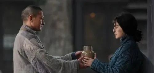 此人官至总司令,将女兵霸占,还点名要宋美龄,最终被活埋黄河边(图4) 23.jpg