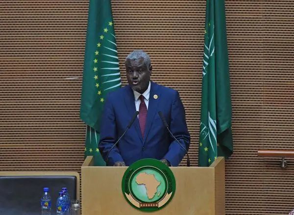 要把我囯赶出非洲?当着49国的面,拜登做出重大承诺,强逼非洲站队(图3) 61.jpg