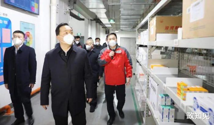 高峰期日新增阳性最高将达200万人,省长要求:确保排号半小时能看上病!(图2) 21.jpg