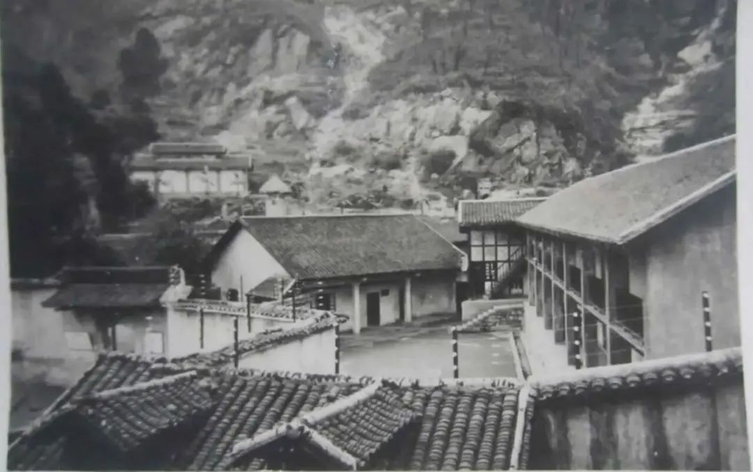 出卖江姐的叛徒的妻子至今健在,却备受国人尊敬,她到底做了什么?(图5) 37.jpg