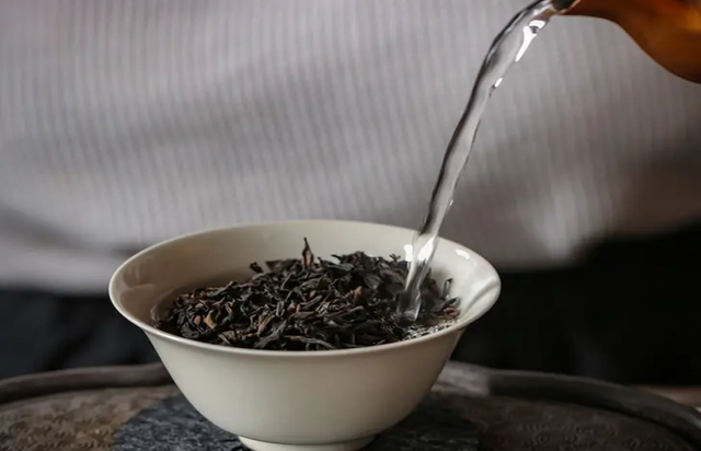 我国最特殊的三棵树:1棵投保1亿,1棵配警卫,1棵是地球独子(图11) 48.png