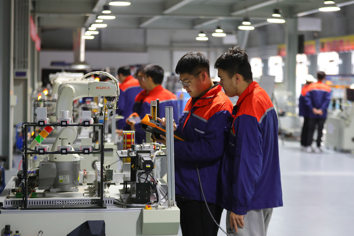 织牢织密:中国全力构筑民生保障网(图1) 70.jpg