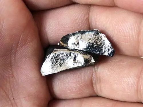 地球上“最”贵的东西,普通人难以想象,100克就能买下苹果公司(图4) 23.jpg