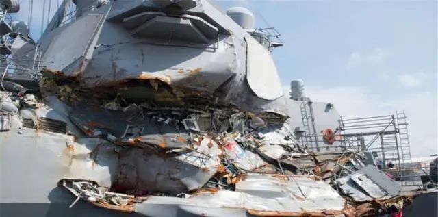 美国自由航行闯大祸!近50名美军遇难,美军一口咬定20亿赔偿!!!(图3) 25.jpg