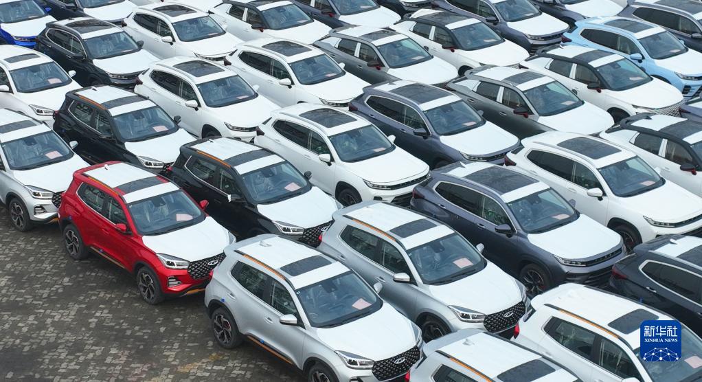 中国外贸规模首破40万亿元关口(图2) 中国外贸规模首破40万亿元关口(图2)