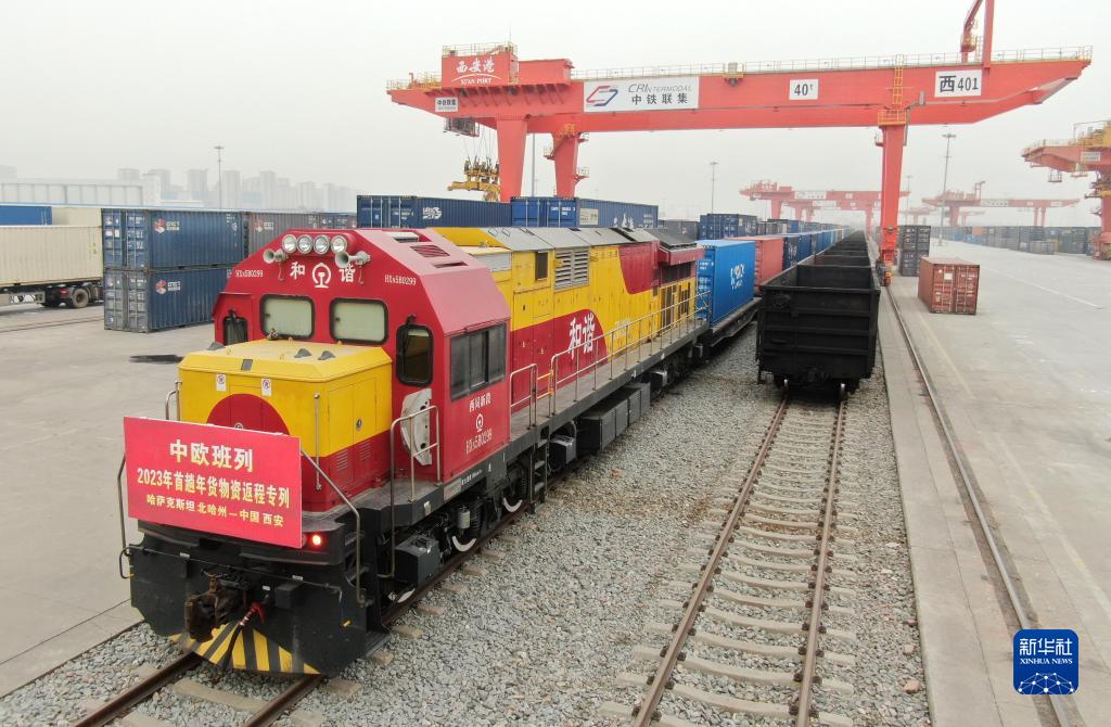 “春节热”点亮全球“中国红”(图7) “春节热”点亮全球“中国红”(图7)