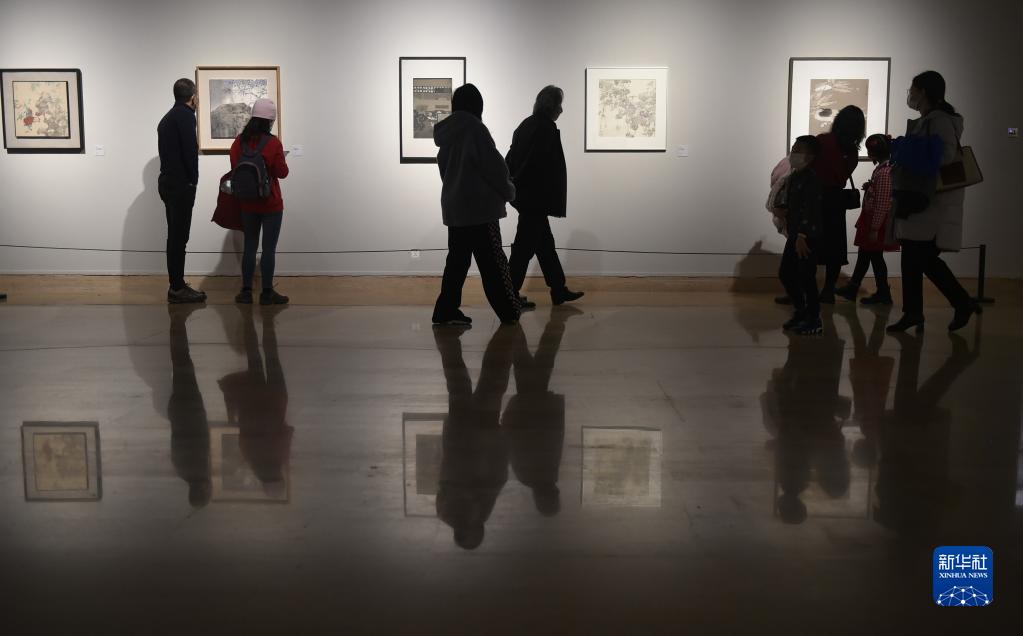 城乡市集春意浓 过年出游合家欢——春节假期各地消费市场一线观察(图6) 城乡市集春意浓 过年出游合家欢——春节假期各地消费市场一线观察(图6)