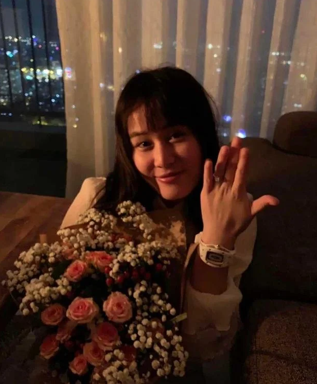 狂骗1000亿……这个农村姑娘迷倒40名高富帅(图2) 46.png