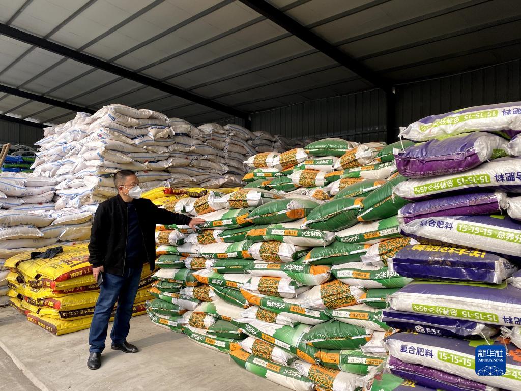 人勤春来早 备耕正当时——各地各部门抓早抓实谋划粮食生产综述(图2) 人勤春来早 备耕正当时——各地各部门抓早抓实谋划粮食生产综述(图2)