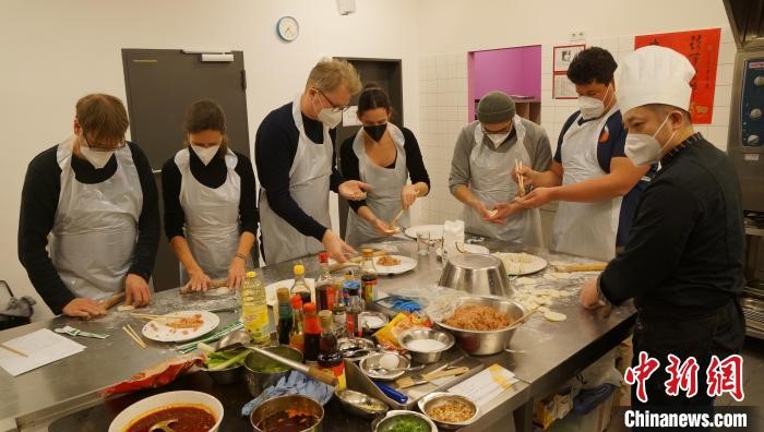 一“兔”何以火遍全球?中华文化这样焕发奇妙魅力!(图14) 一“兔”何以火遍全球?中华文化这样焕发奇妙魅力!(图14)