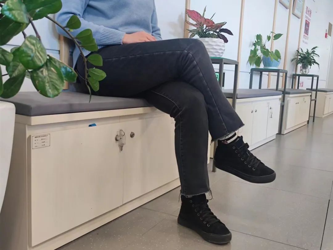 骨科医生提醒:10种姿势最伤腰和膝!(图1) 20.jpg