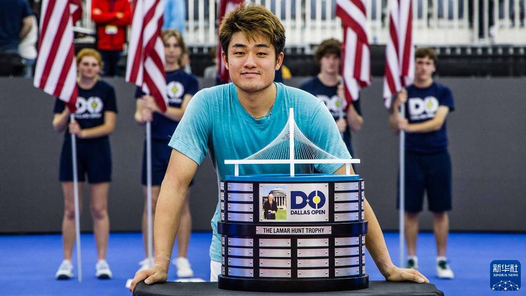 创造历史!吴易昺获中国大陆球员首个ATP巡回赛单打冠军(图1) 创造历史!吴易昺获中国大陆球员首个ATP巡回赛单打冠军(图1)