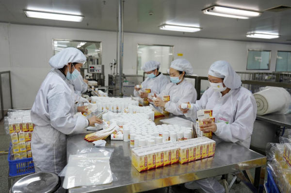 强信心·走进百企|科技创新支撑 助力中医药企业“双效”提升(图2) 强信心·走进百企|科技创新支撑 助力中医药企业“双效”提升(图2)
