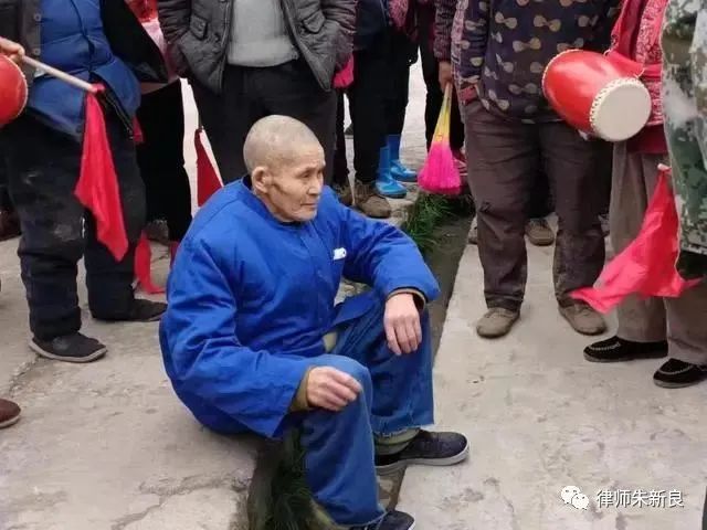 老人车祸遇难11年后死而复生!家属疑惑:当年被火化的是谁?(图4) 83.jpg