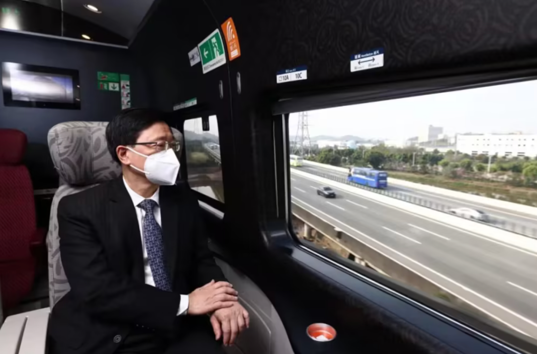 李家超兑现“承诺”(图3) 30.png