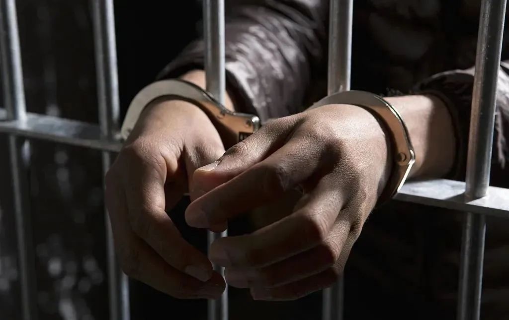 一人犯罪影响子女亲属考公,这公平合理吗?(图2) 21.jpg