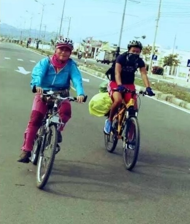 65岁阿姨离婚后8年骑行12国!“甚至忘了自己是病人”(图4) 23.png