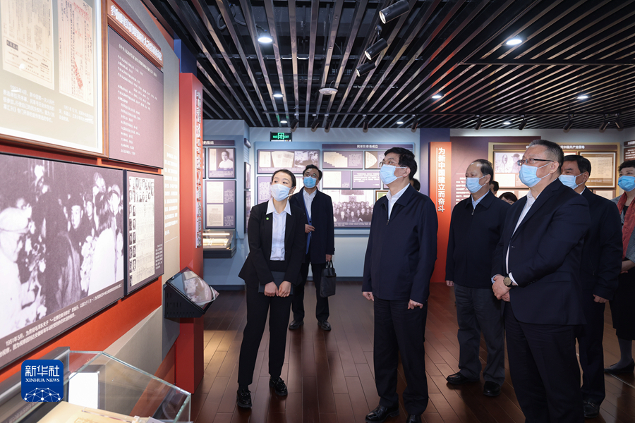 王沪宁在走访各民主党派中央和全国工商联时强调 深入学习贯彻习近平新时代中国特色社会主义思想 发挥新型政党制度在推进中国式现代化建设中的优势和作用(图1) 王沪宁在走访各民主党派中央和全国工商联时强调 深入学习贯彻习近平新时代中国特色社会主义思想 发挥新型政党制度在推进中国式现代化建设中的优势和作用(图1)