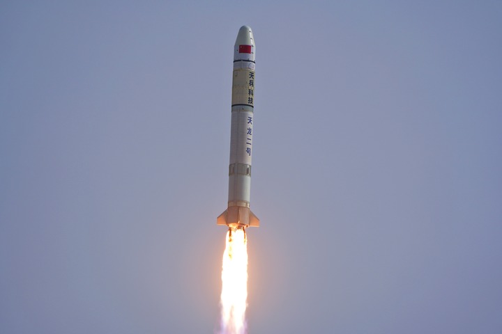 天龙二号遥一运载火箭发射成功(图2) 天龙二号遥一运载火箭发射成功(图2)