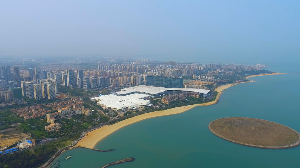 新华全媒+|探访消博会展馆:各项筹备工作准备就绪(图4) 新华全媒+|探访消博会展馆:各项筹备工作准备就绪(图4)