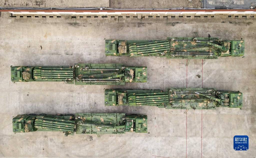 东部战区圆满完成环台岛战备警巡和“联合利剑”演习(图5) 东部战区圆满完成环台岛战备警巡和“联合利剑”演习(图5)