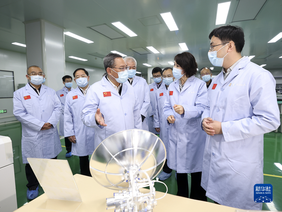李强在北京市调研独角兽企业时强调 坚定信心 锐意创新 为高质量发展注入强劲动力(图1) 李强在北京市调研独角兽企业时强调 坚定信心 锐意创新 为高质量发展注入强劲动力(图1)