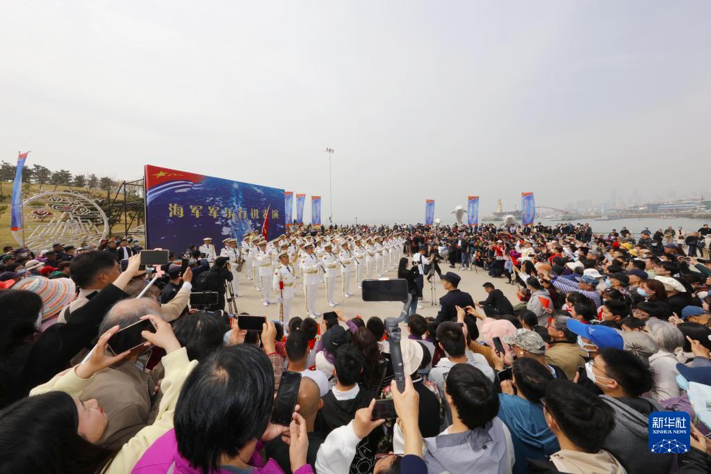 人民海军开展多项主题活动纪念成立74周年(图4) 人民海军开展多项主题活动纪念成立74周年(图4)