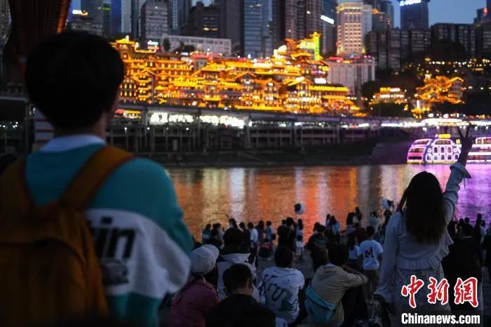 好多人啊!(图5) 35.jpg