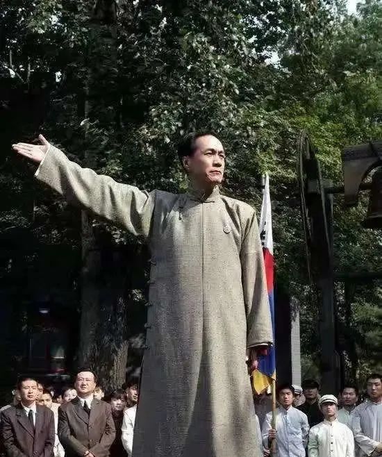 “五四”已百余年,他是总司令,民主和科学扛大旗第一人(图1) 1.jpg